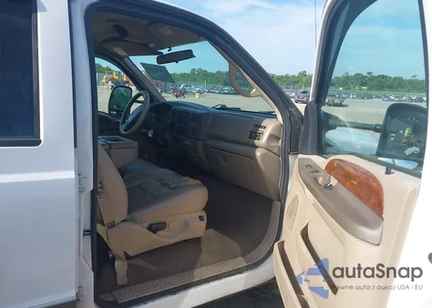 2001 Ford F-250 Lariat/Xl/Xlt из США, поврежденный, VIN 1FTNW21F21EB52398